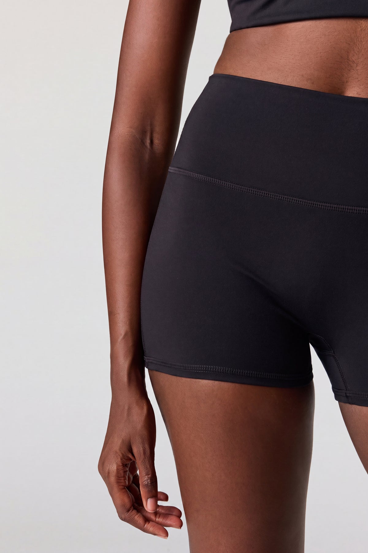 Vue alternative 4. Short de cycliste U/A 2,75 po