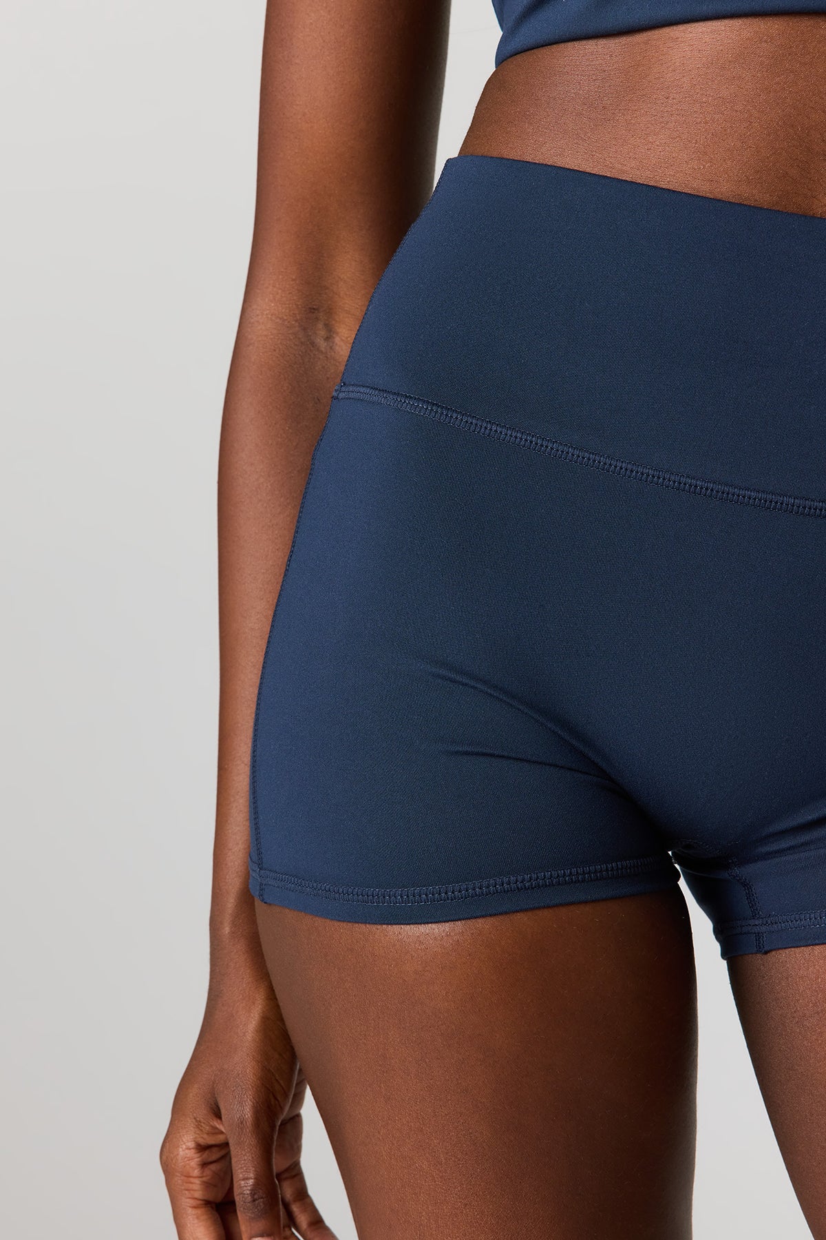 Vue alternative 4. Short de cycliste U/A 2,75 po
