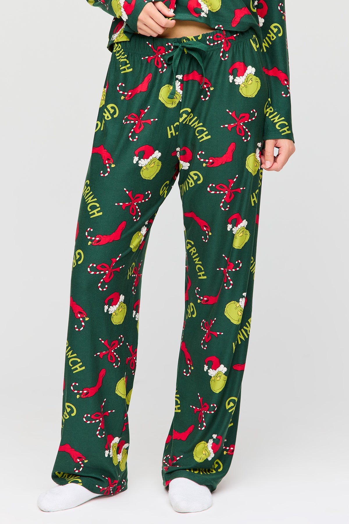 Alt View 3. The Grinch Button Up Top & Pant Pajama Set - Green
