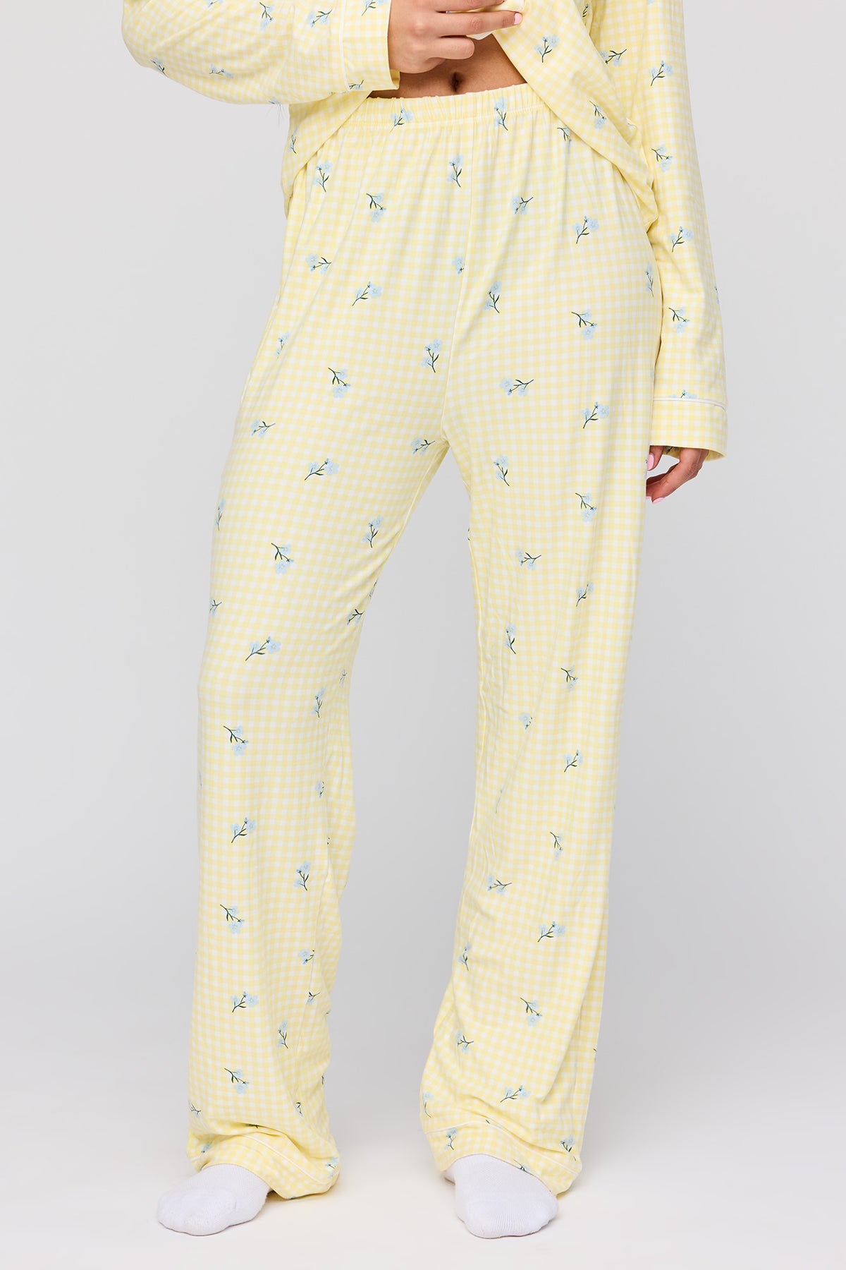 Alt View 3. Long Sleeve Button-Up Top & Pant Pajama Set - Yellow