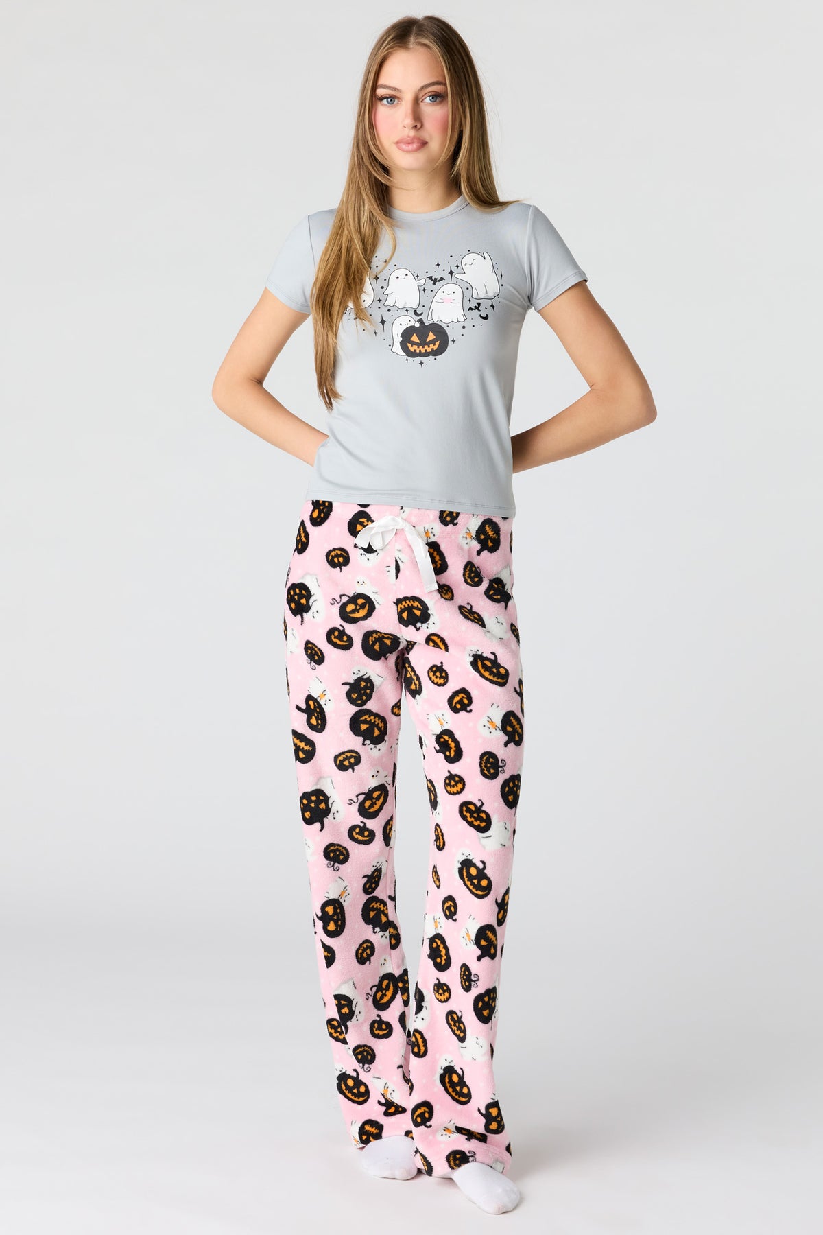 Halloween Graphic T-Shirt & Plush Pant Pajama Set - Light Grey