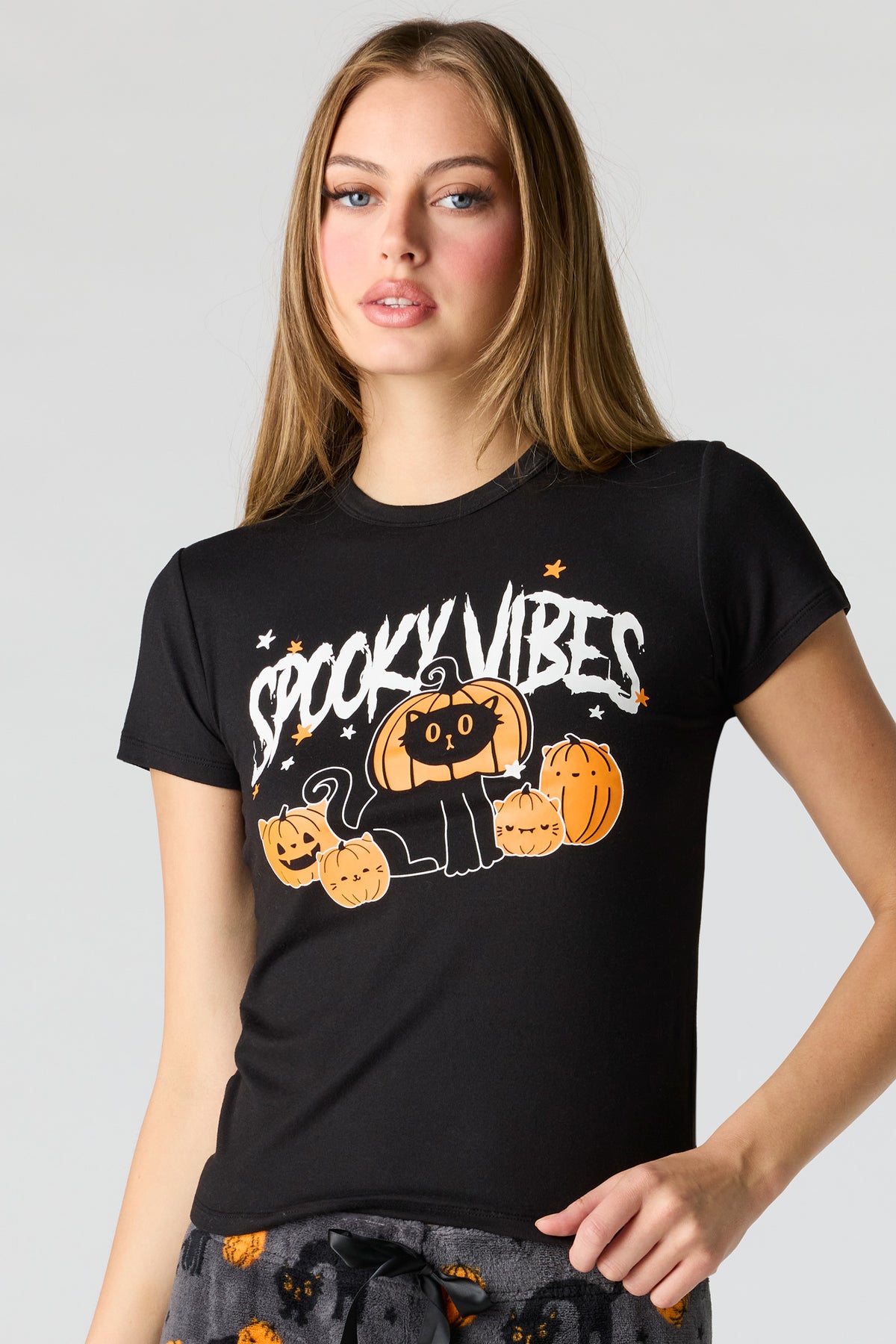 Alt View 2. Halloween Graphic T-Shirt & Plush Pant Pajama Set - Solid Black