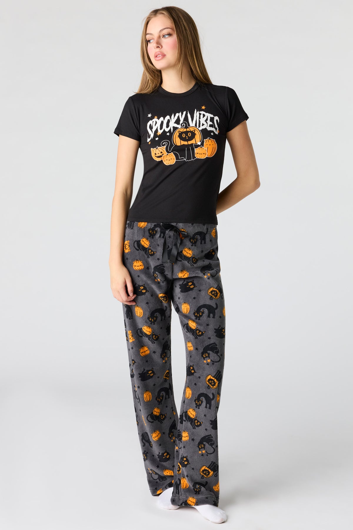 Halloween Graphic T-Shirt & Plush Pant Pajama Set - Solid Black