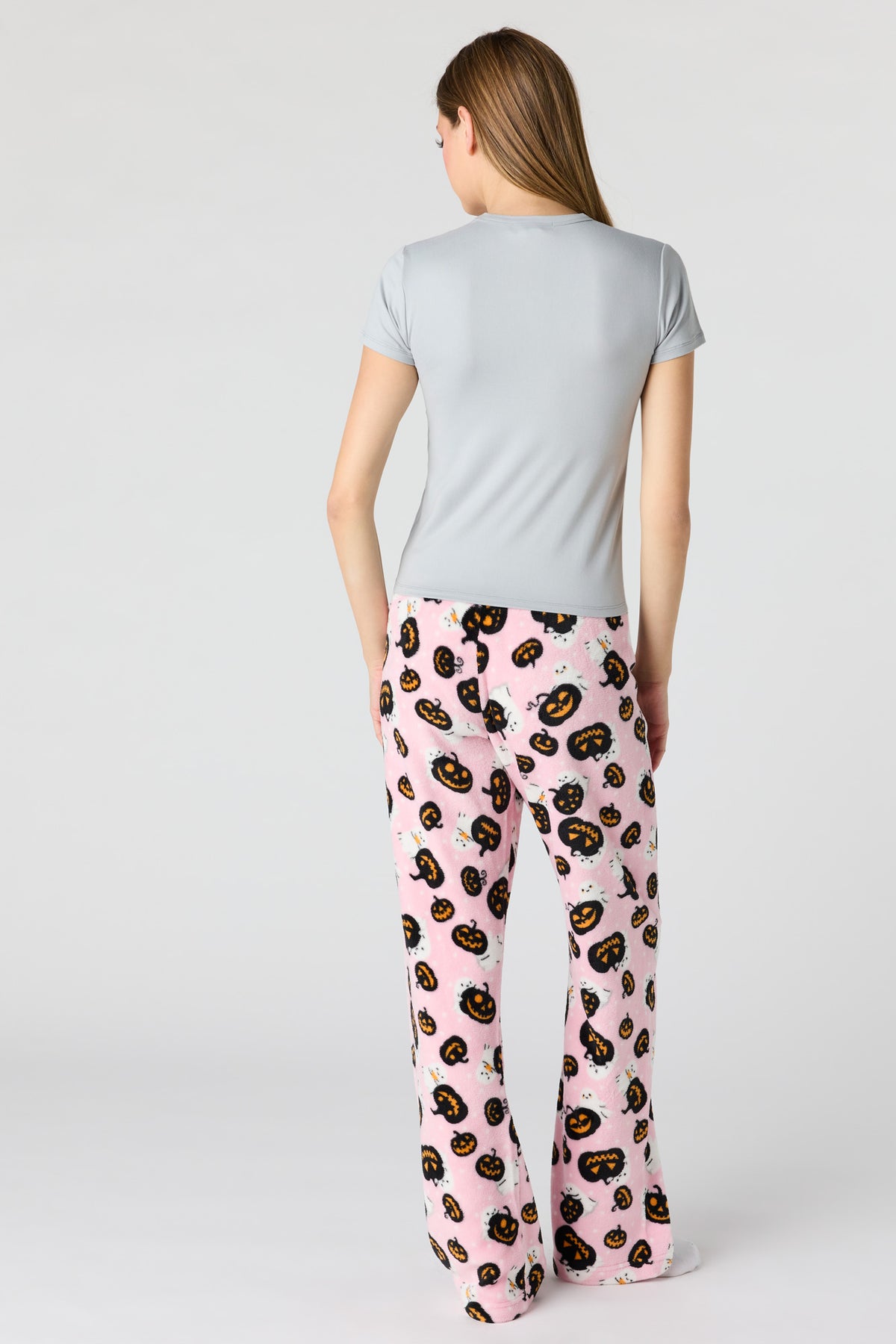 Alt View 4. Halloween Graphic T-Shirt & Plush Pant Pajama Set - Light Grey