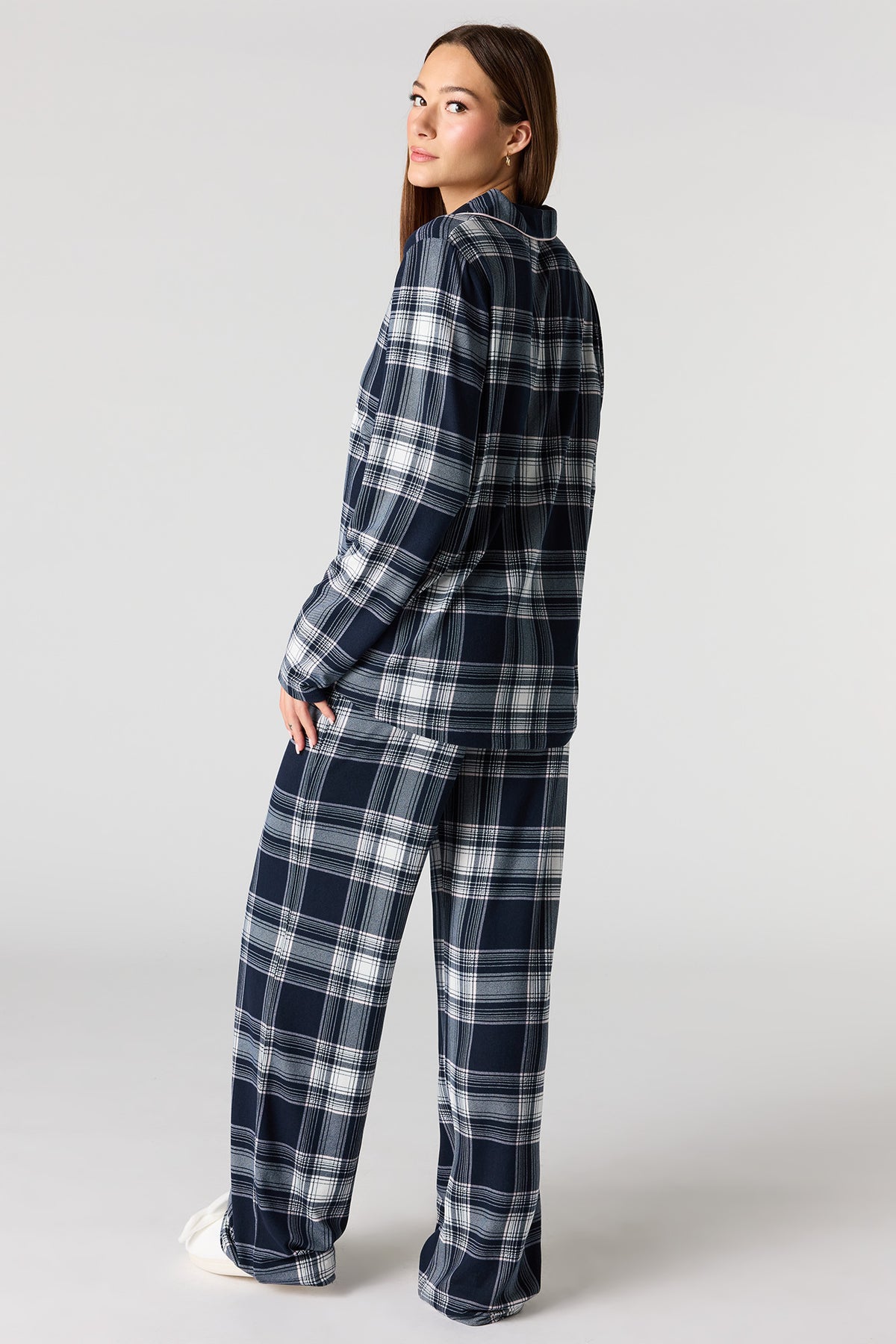 Alt View 4. Button-Up Long Sleeve Top & Pant Pajama Set - Blue