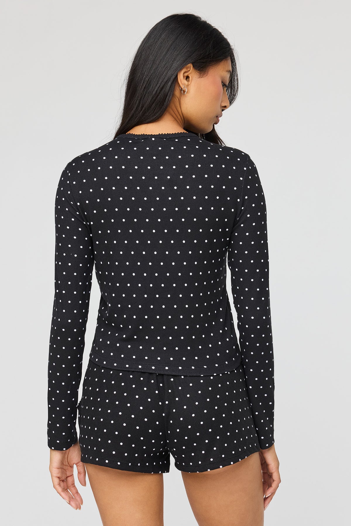 Alt View 2. Long Sleeve Top & Short Pajama Set - Black