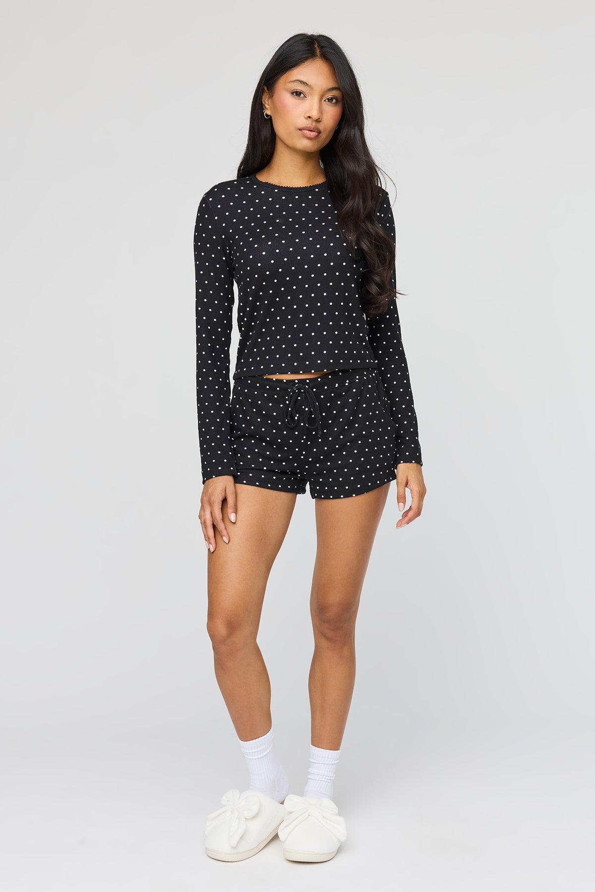 Alt View 3. Long Sleeve Top & Short Pajama Set - Black