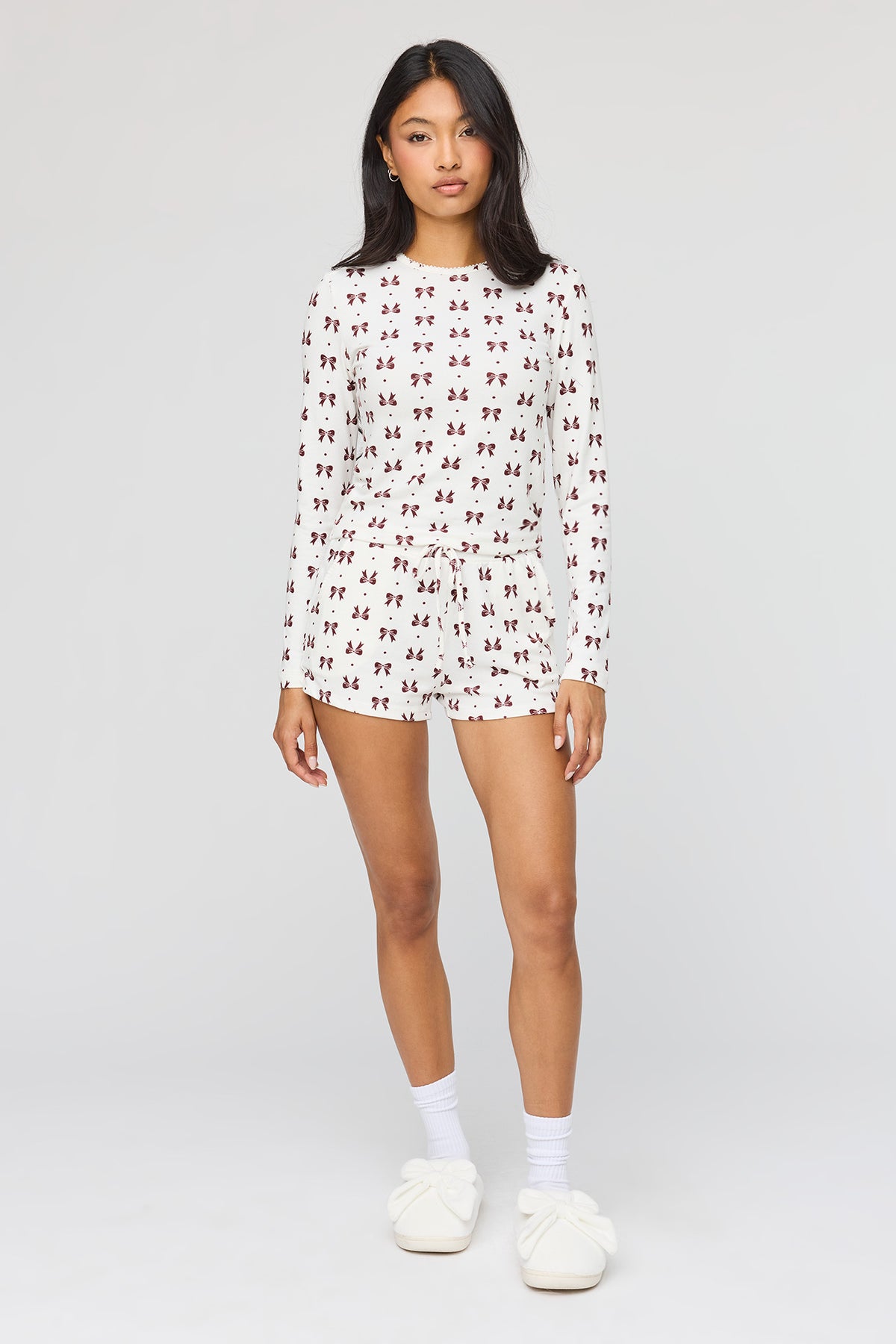 Alt View 3. Long Sleeve Top & Short Pajama Set - Burgundy