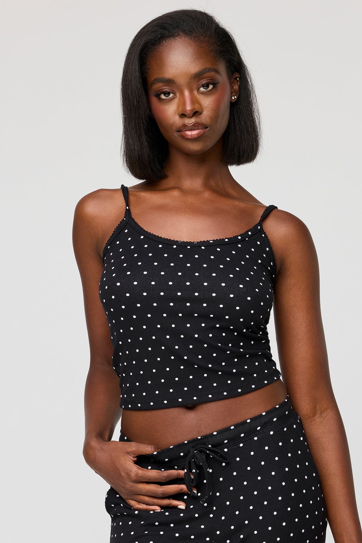 Alt View 2. Cami & Pant Printed Pajama Set - Black
