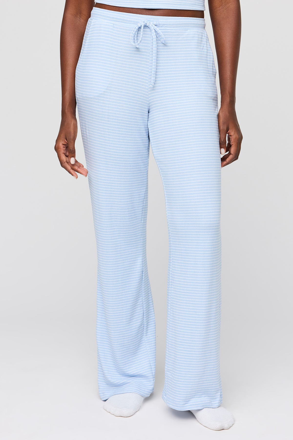 Alt View 3. Cami & Pant Printed Pajama Set - Light Blue