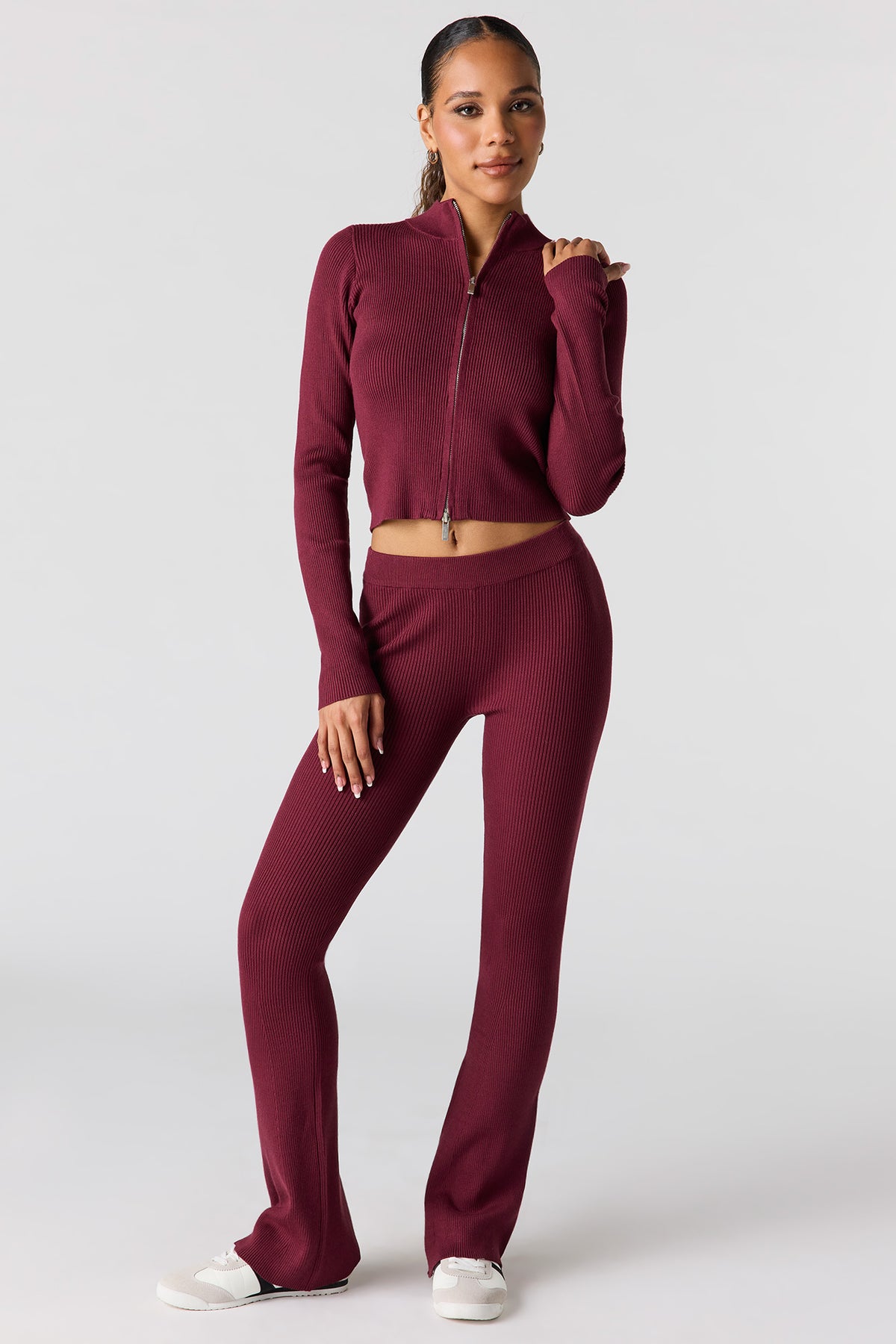 Pantalon côtelé à jambe évasée