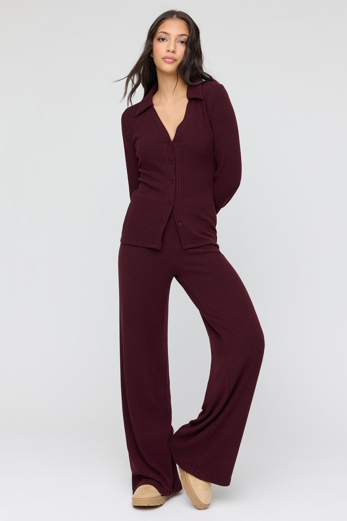 Vue alternative 3. Cardigan boutonné côtelé avec col