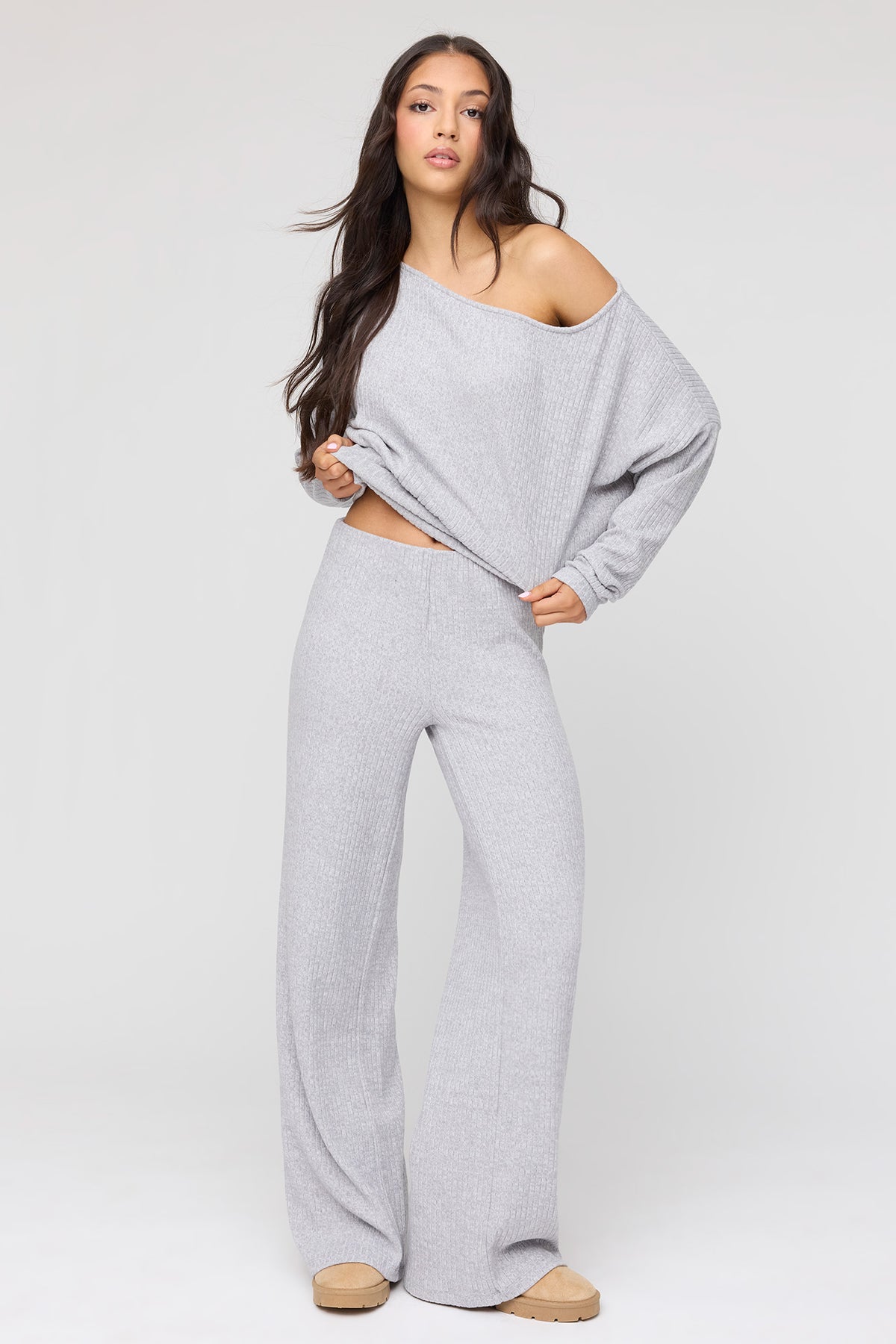 Alt View 3. Ribbed Knit Off Shoulder Long Sleeve Top - Heather Grey