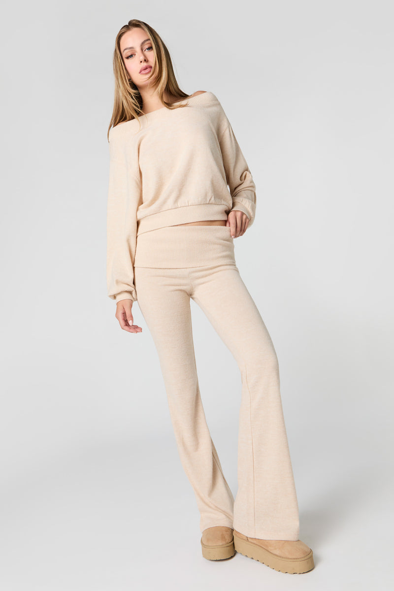 Pantalon à jambe évasée en tricot avec taille pliée