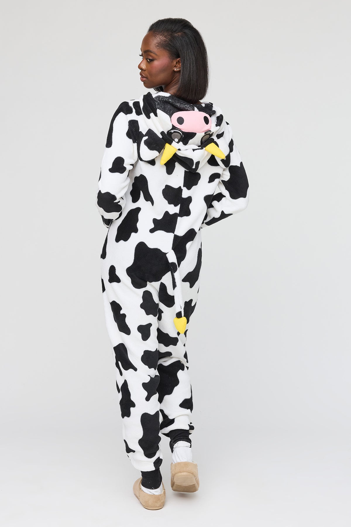 Vue alternative 4. Combinaison en peluche Vache 3D