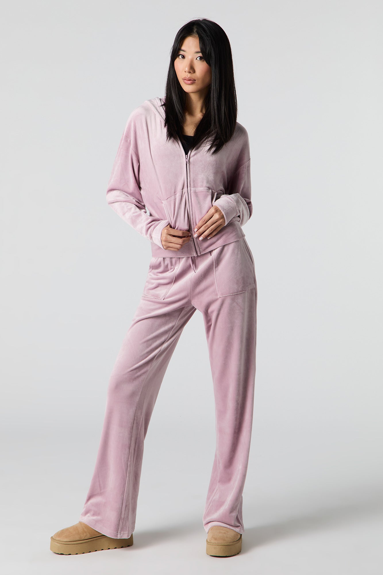 Velour Wide Leg Pant – Urban Planet