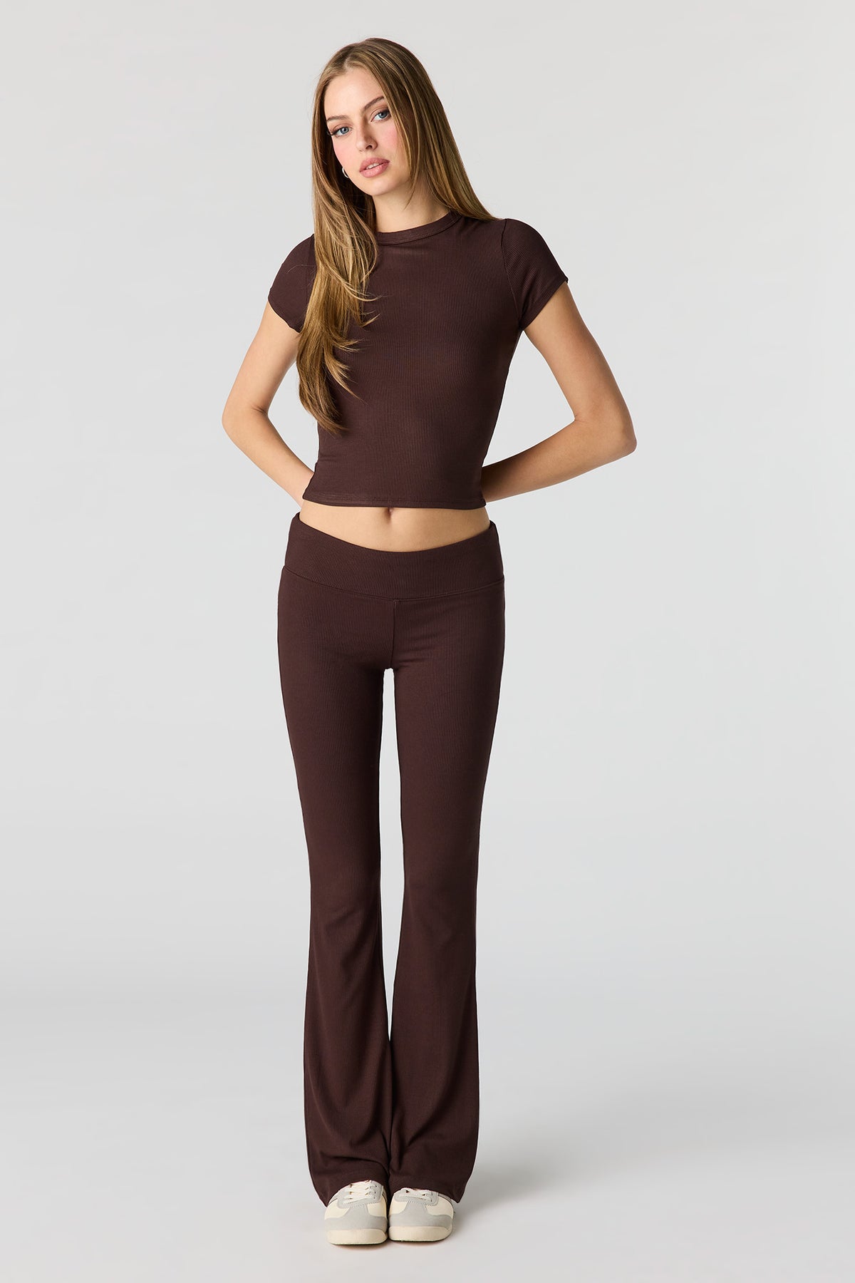 Alt View 3. Soft Ribbed T-Shirt - Brown
