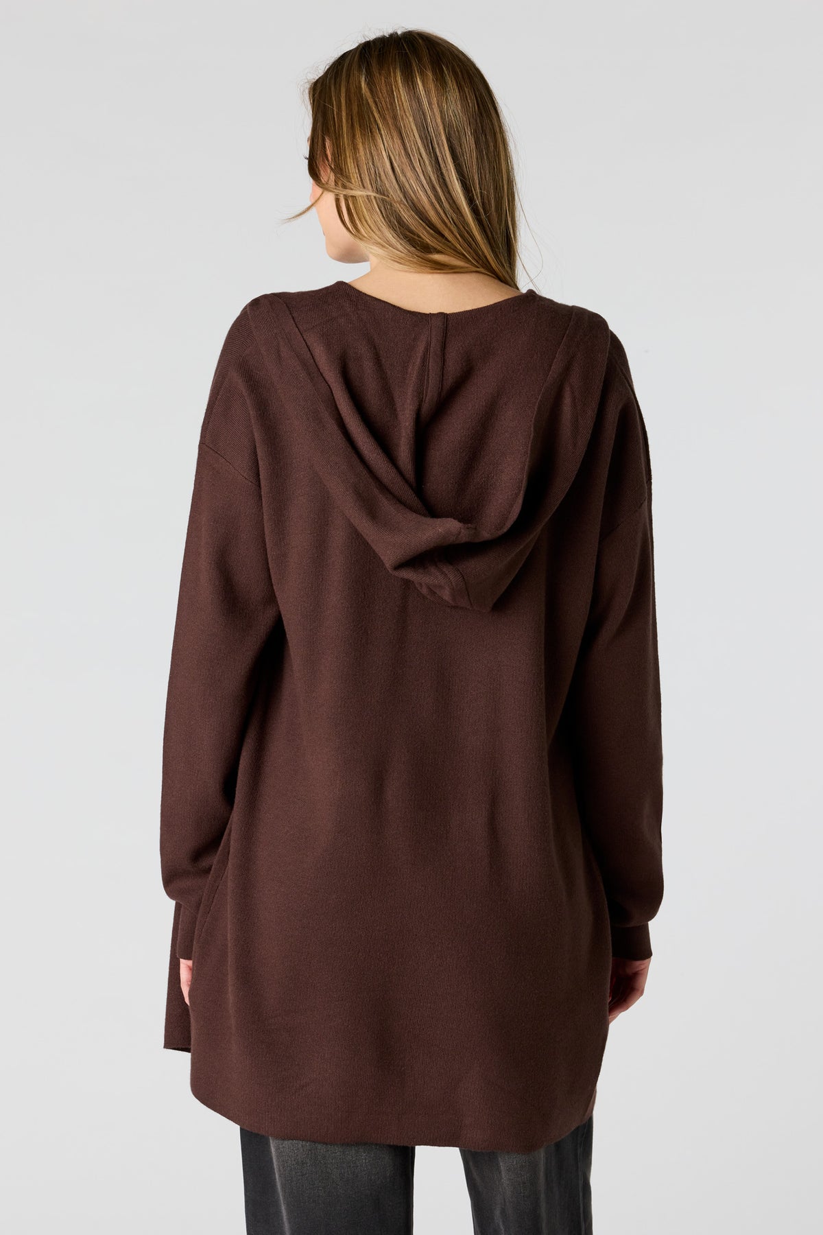 Vue alternative 2. Cardigan en tricot