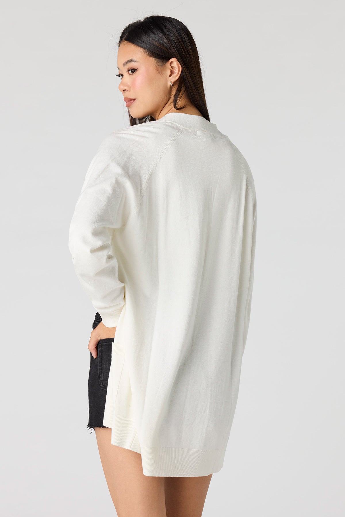 Vue alternative 2. Cardigan ouvert