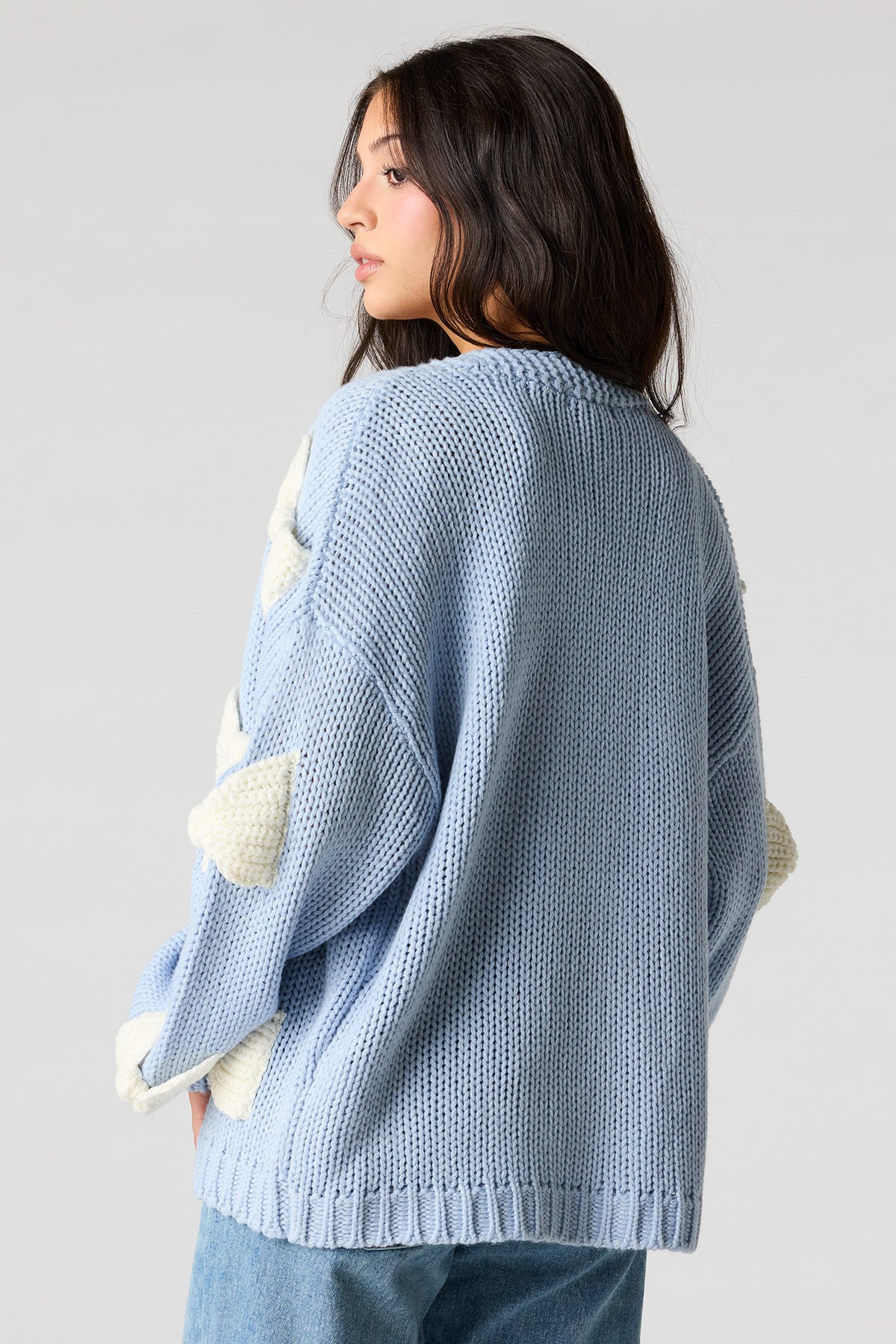 Vue alternative 2. Cardigan en tricot 3D