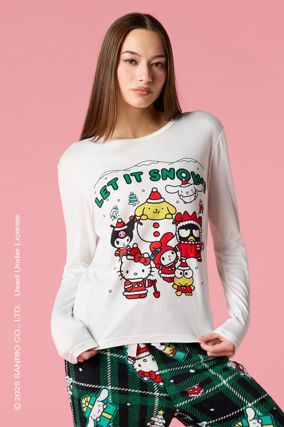 Alt View 2. Hello Kitty® and Friends Womens Christmas Pajama Set - Green
