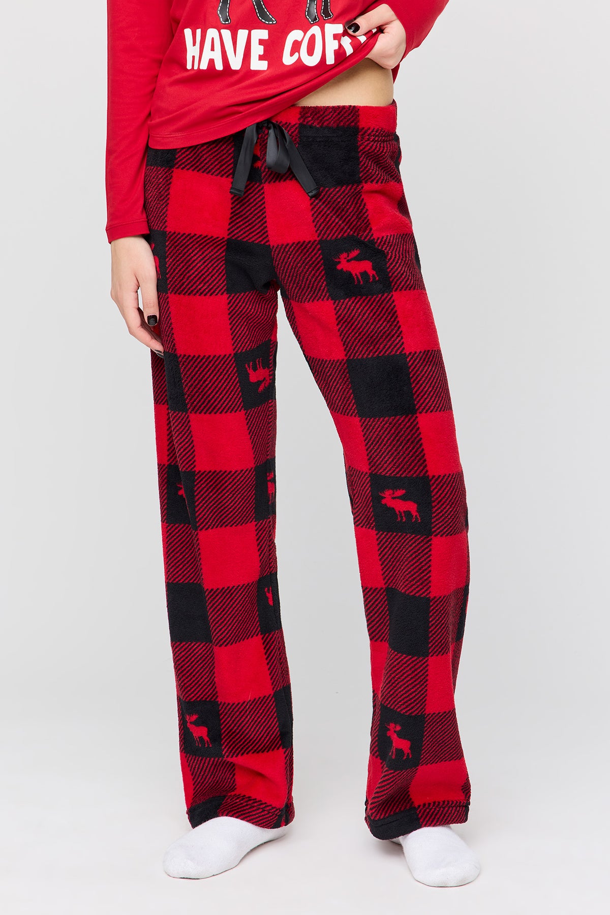 Alt View 3. Womens Fammy Jammies Moosing Around Pajama Set - Red