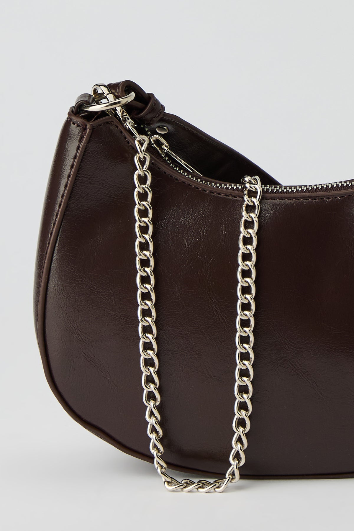 Vue alternative 4. Sac à bandoulière avec porte-clés écharpe