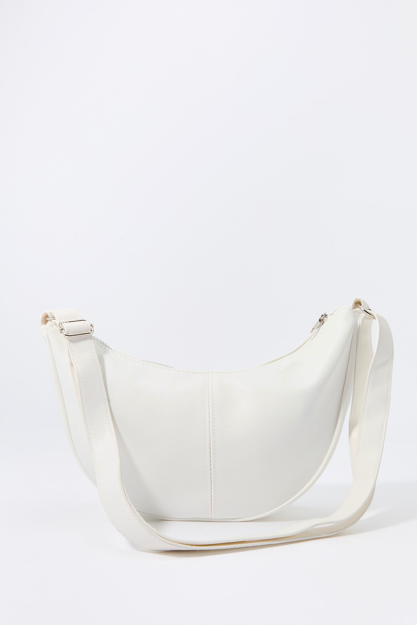 Sac demi-lune en similicuir