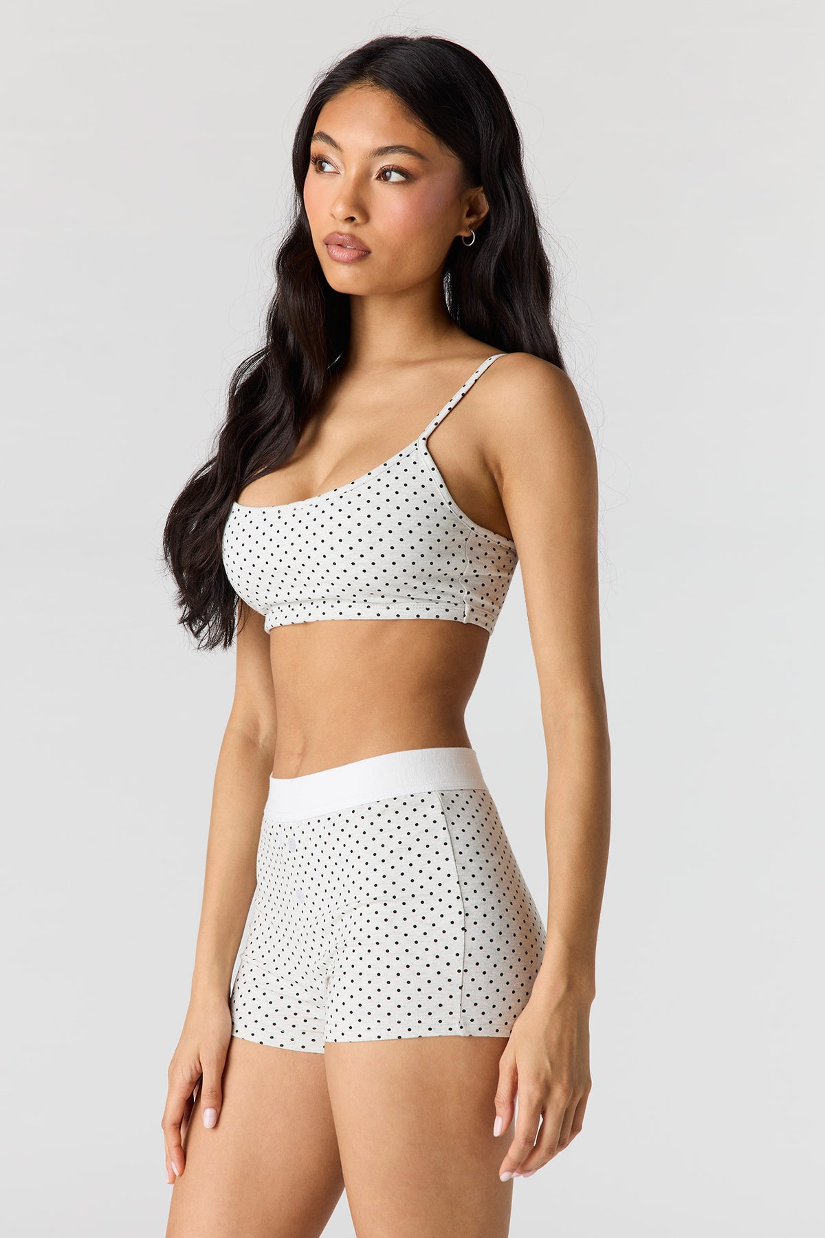 Vue alternative 2. Ensemble pyjama avec débardeur et caleçon
