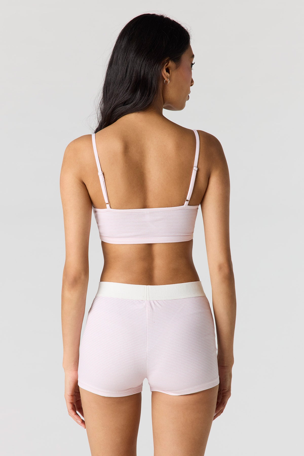 Vue alternative 3. Ensemble pyjama avec débardeur et caleçon