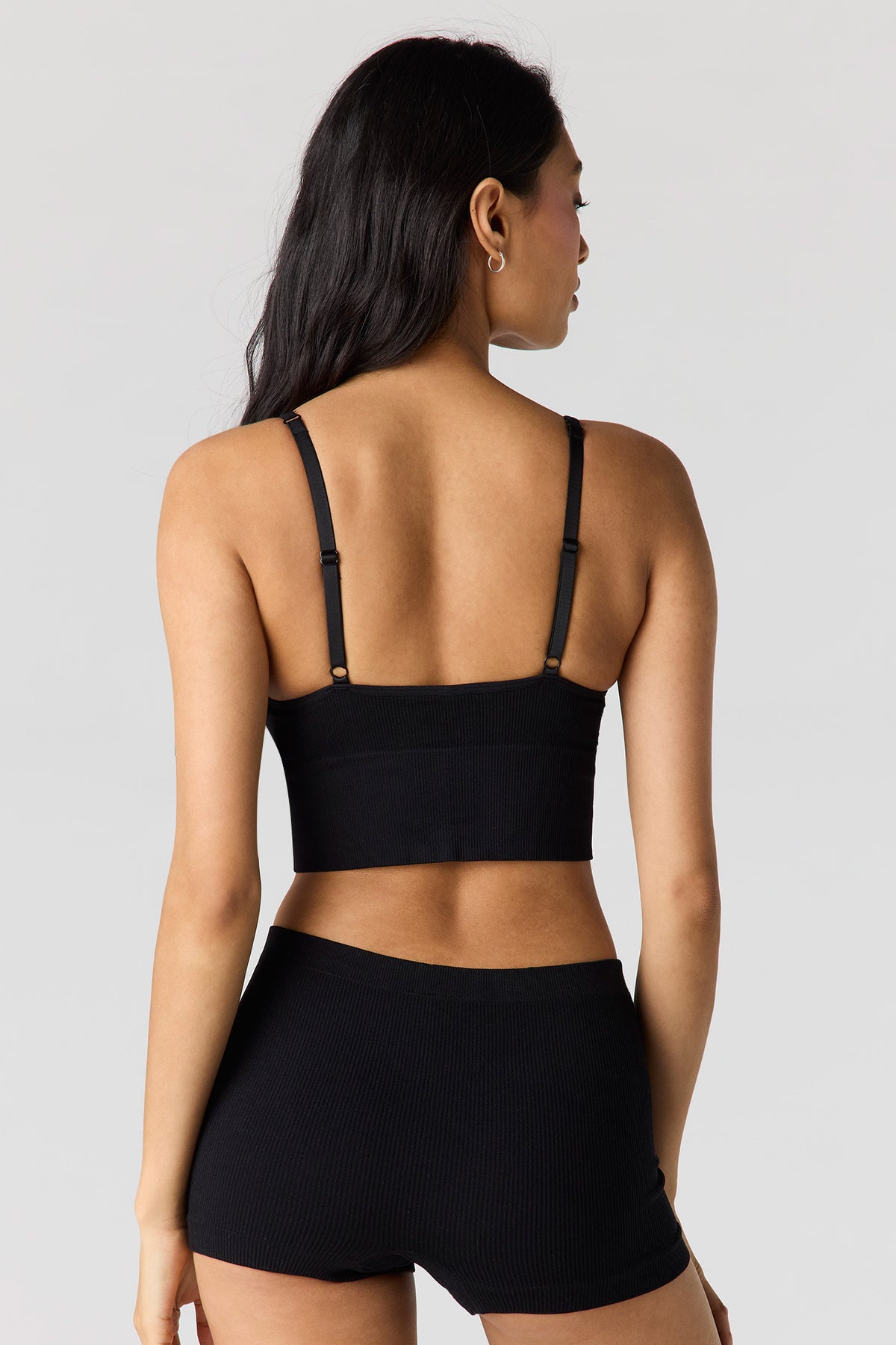 Vue alternative 3. Bralette coussinée côtelée sans couture
