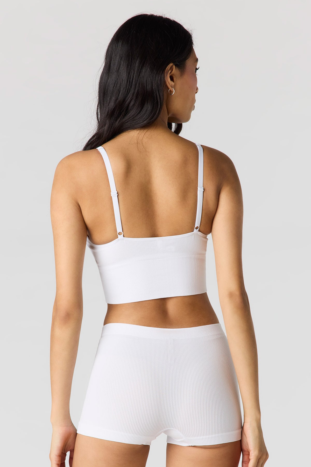 Vue alternative 3. Bralette coussinée côtelée sans couture