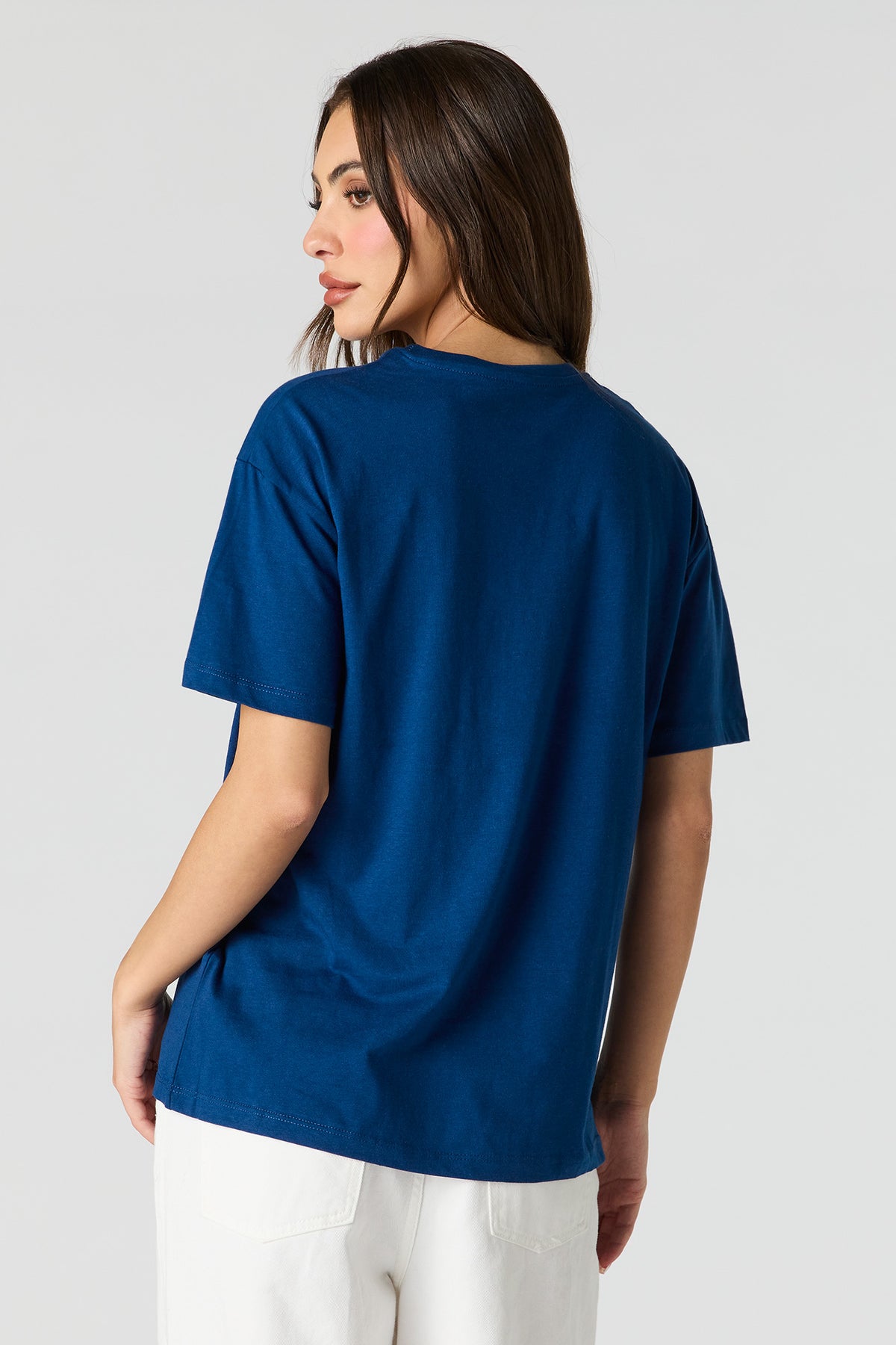 Vue alternative 2. T-shirt de coupe garçonne à imprimé Stitch