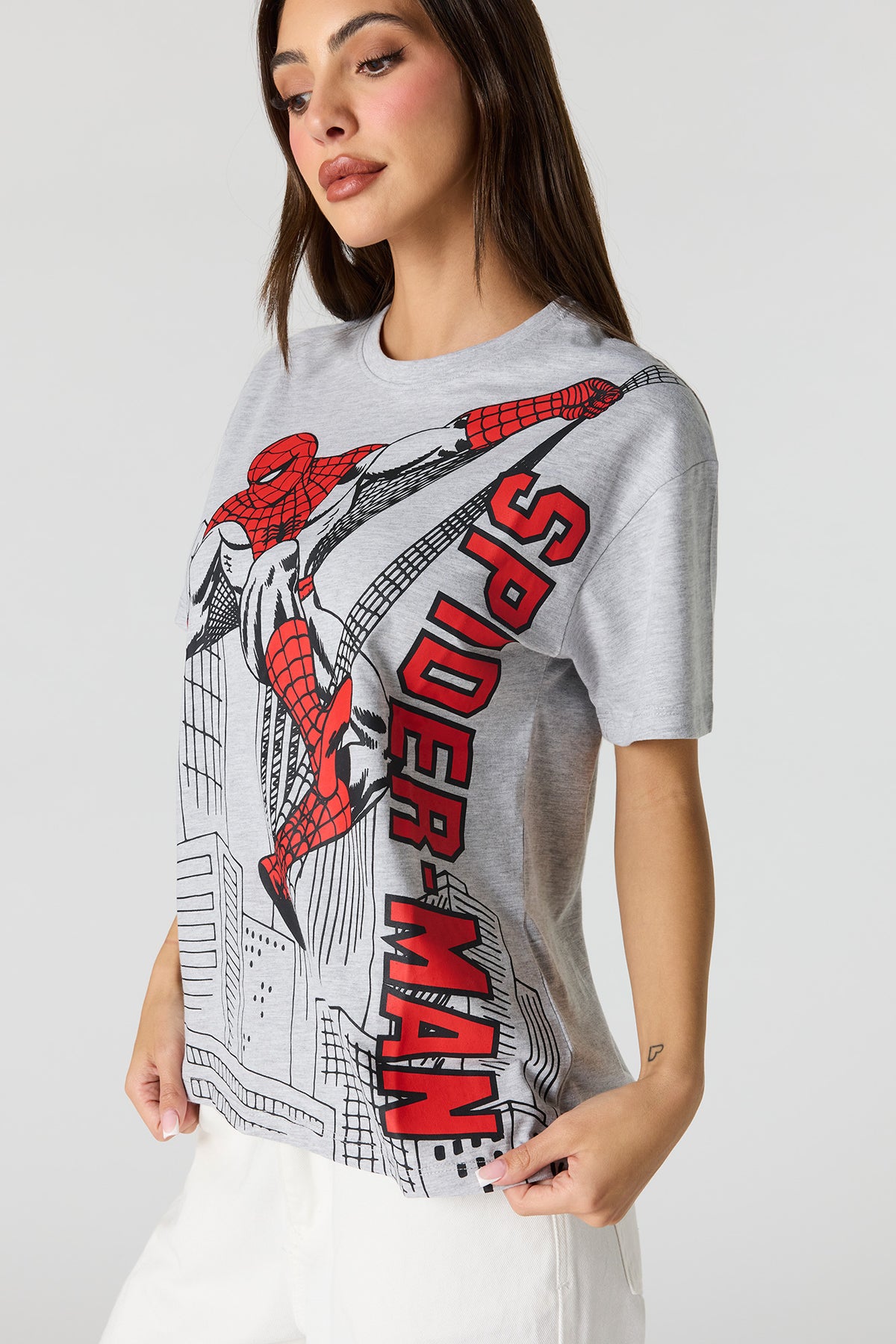 Vue alternative 4. T-shirt de coupe garçonne à imprimé Spider-Man