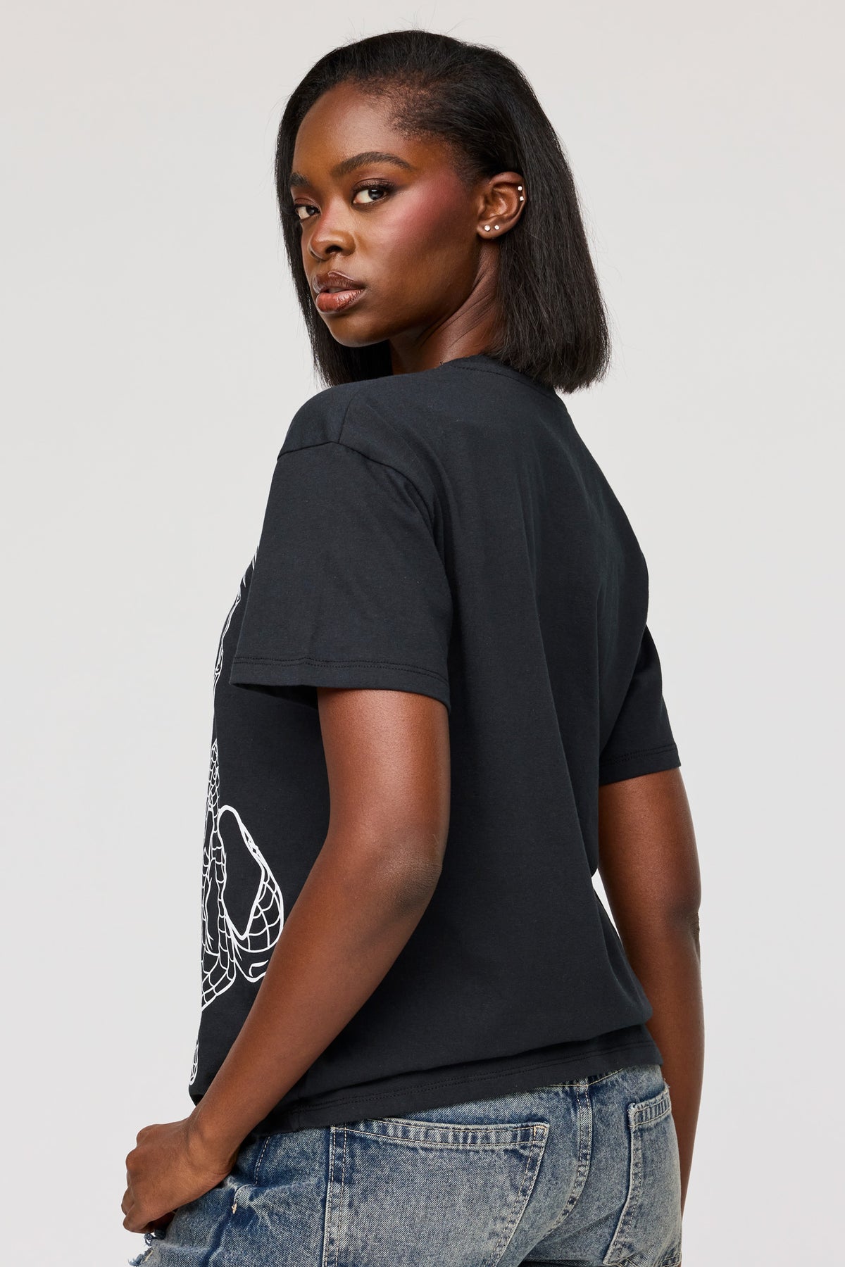 Vue alternative 2. T-shirt de coupe garçonne à imprimé Spider-Man