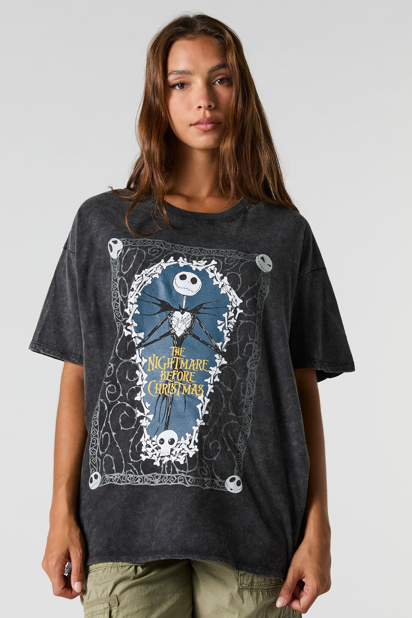 T-shirt de coupe garçonne délavé à imprimé The Nightmare Before Christmas