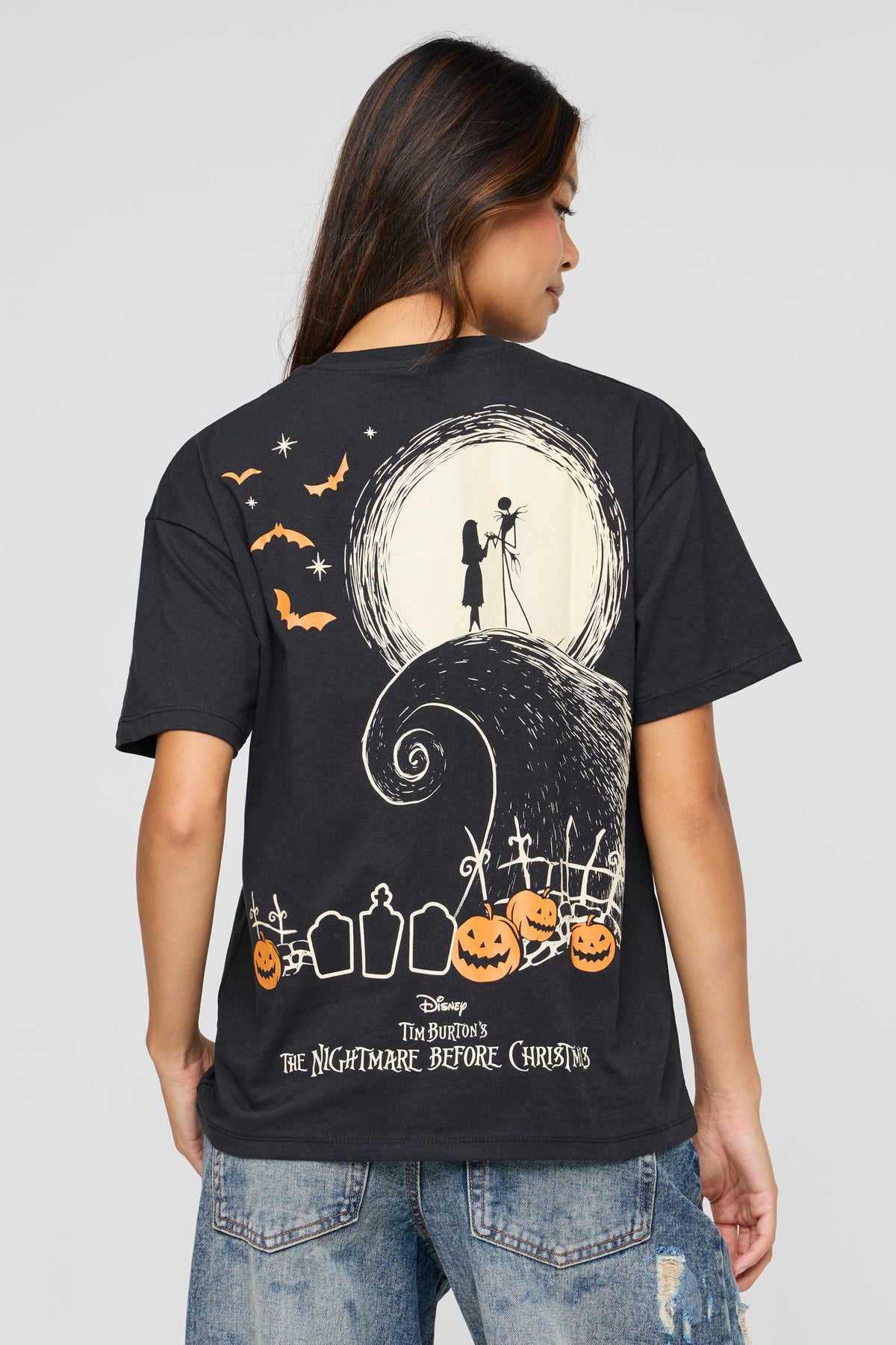 Vue alternative 2. T-shirt de coupe garçonne à imprimé The Nightmare Before Christmas
