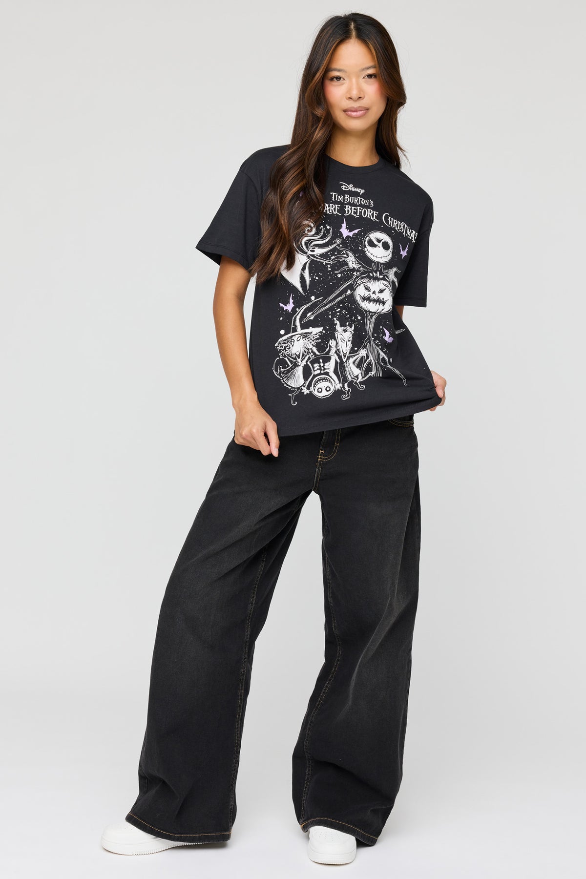 Vue alternative 3. T-shirt de coupe garçonne à imprimé The Nightmare Before Christmas