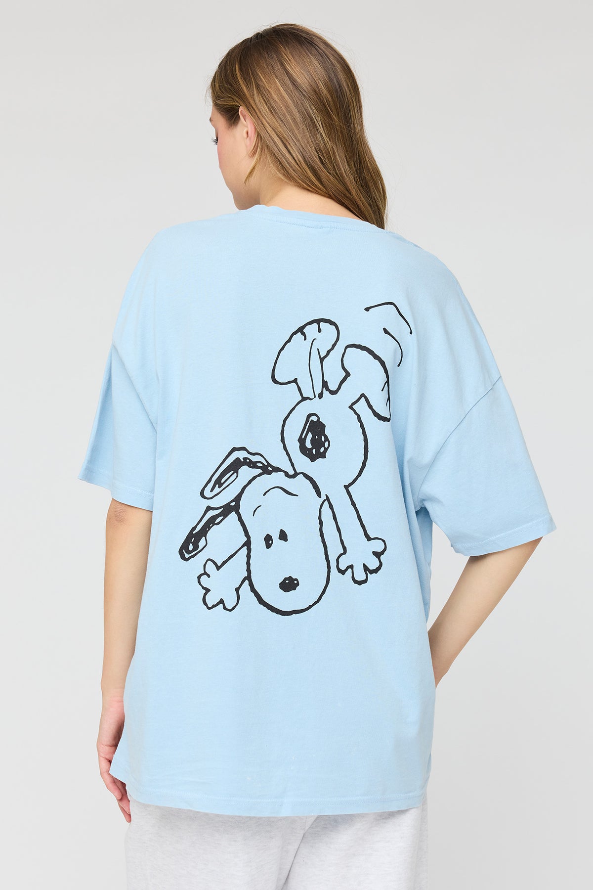 Alt View 2. Peanuts Snoopy Graphic Boyfriend T-Shirt - Blue