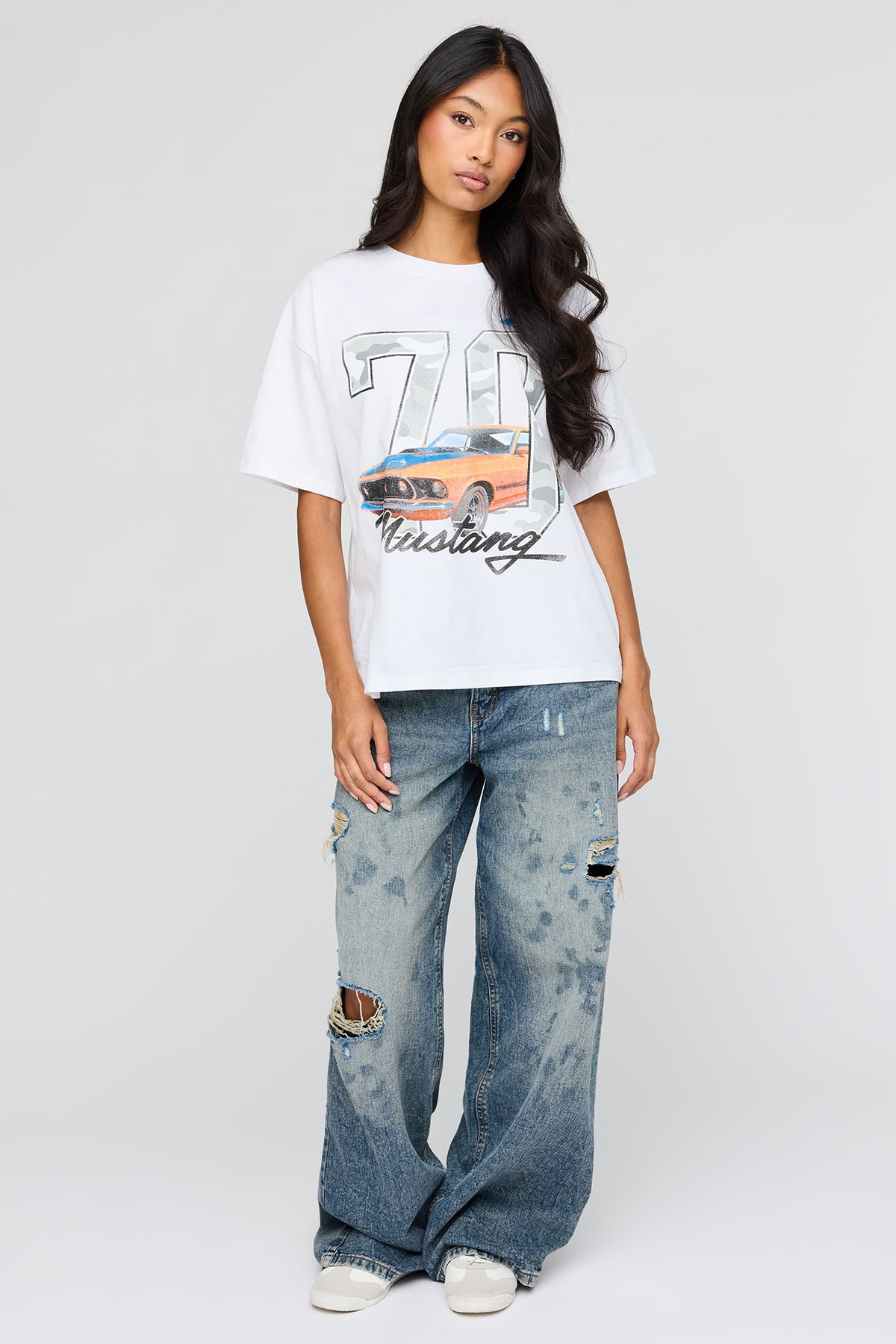 Alt View 3. Ford Luxe Heavy Cotton Boyfriend T-Shirt - White