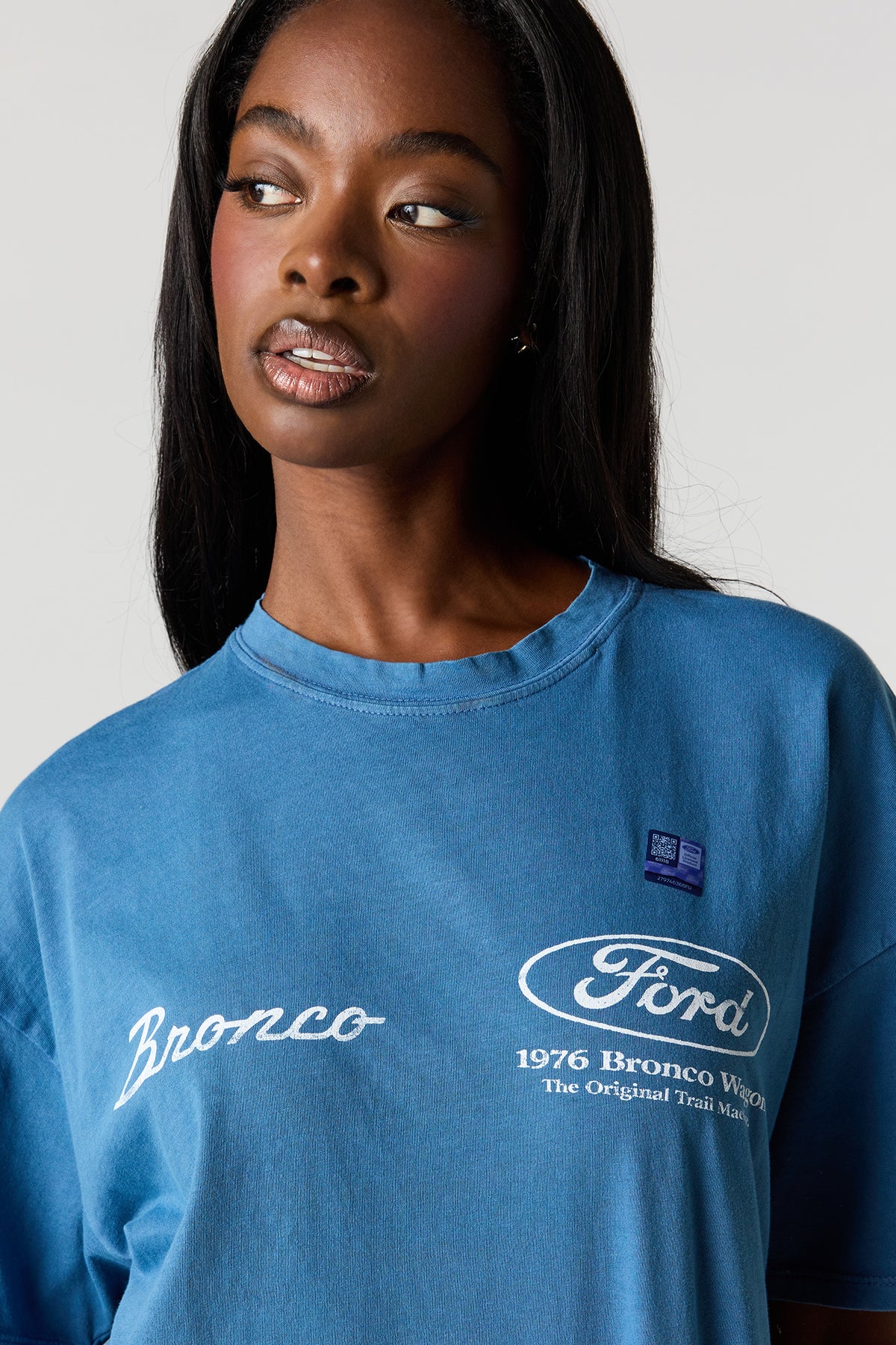 Vue alternative 4. T-shirt de coupe garçonne à imprimé Ford