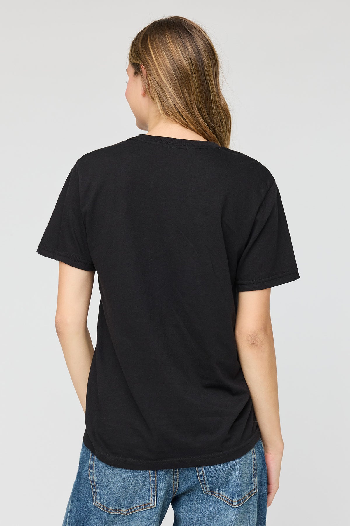 Alt View 2. AC/DC Graphic Boyfriend T-Shirt - Solid Black