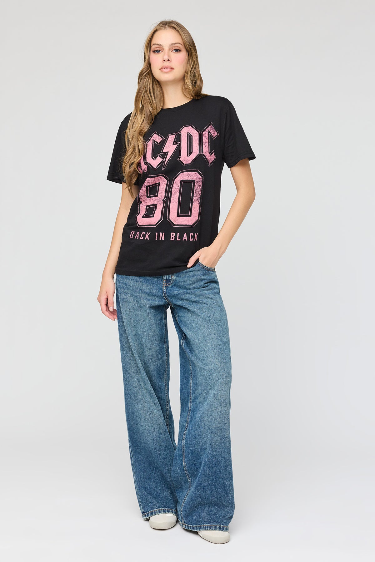 Alt View 3. AC/DC Graphic Boyfriend T-Shirt - Solid Black