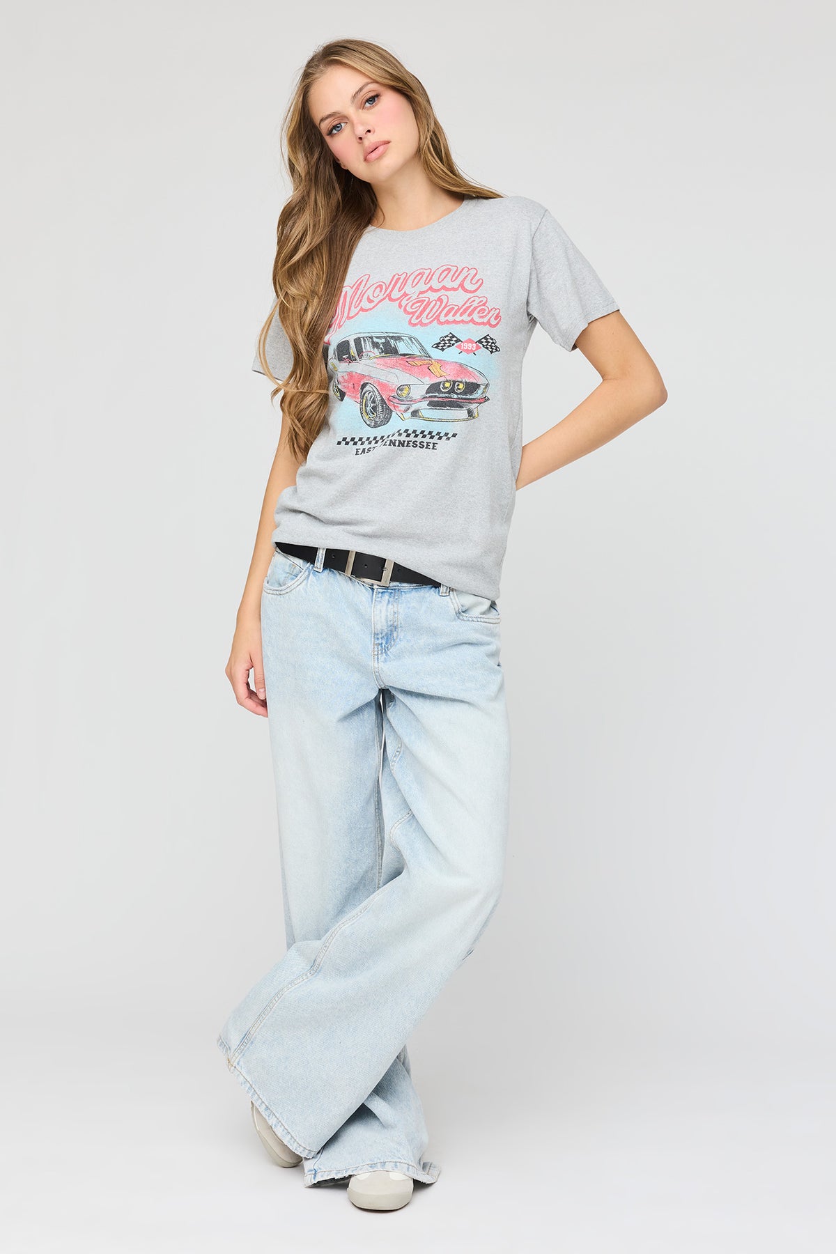 Alt View 3. Morgan Wallen Graphic Boyfriend T-Shirt - Grey Blue