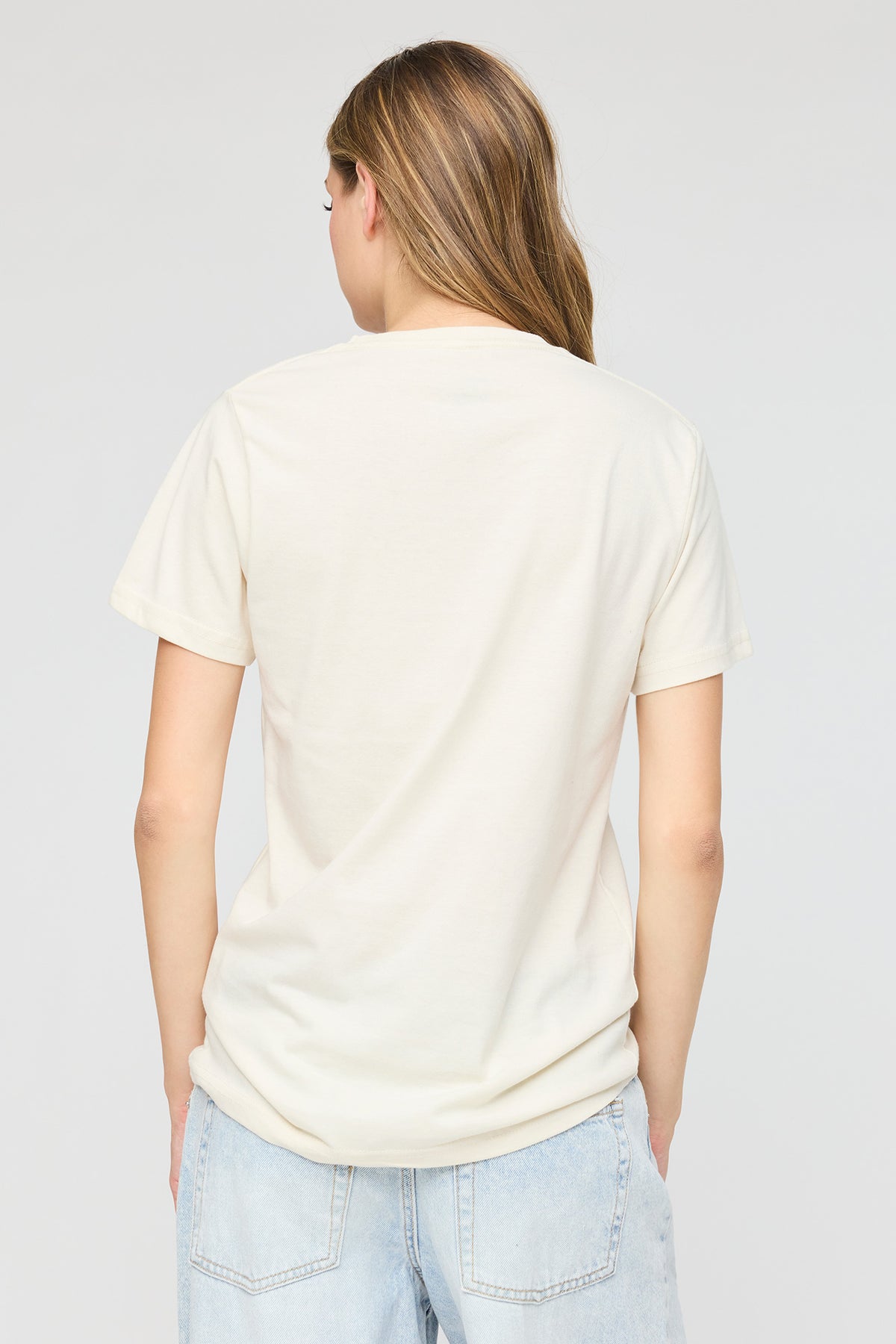 Alt View 2. Coors Graphic Boyfriend T-Shirt - Natural