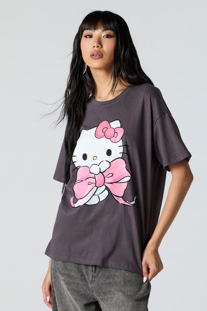 T-shirt de coupe garçonne à imprimé Hello Kitty avec boucle