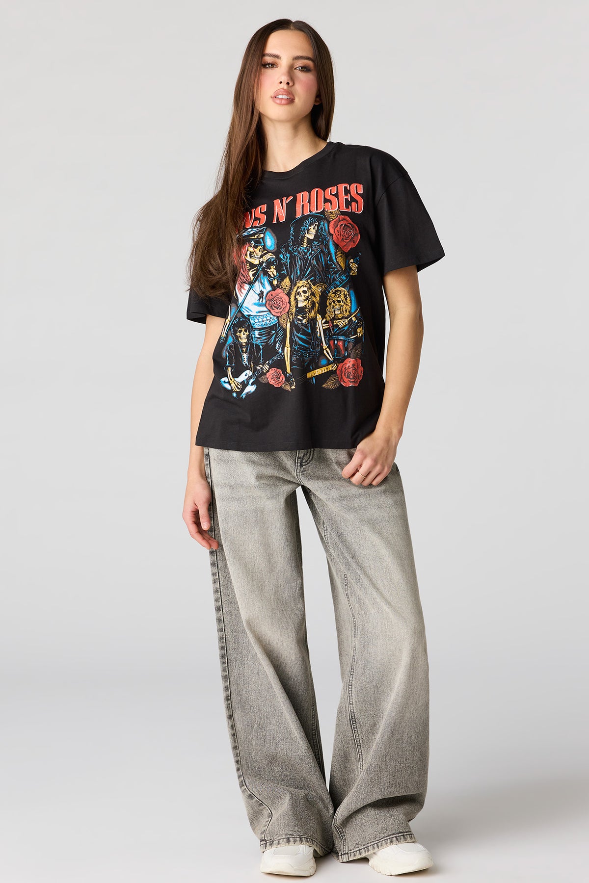 Vue alternative 3. T-shirt de coupe garçonne à imprimé Guns N' Roses