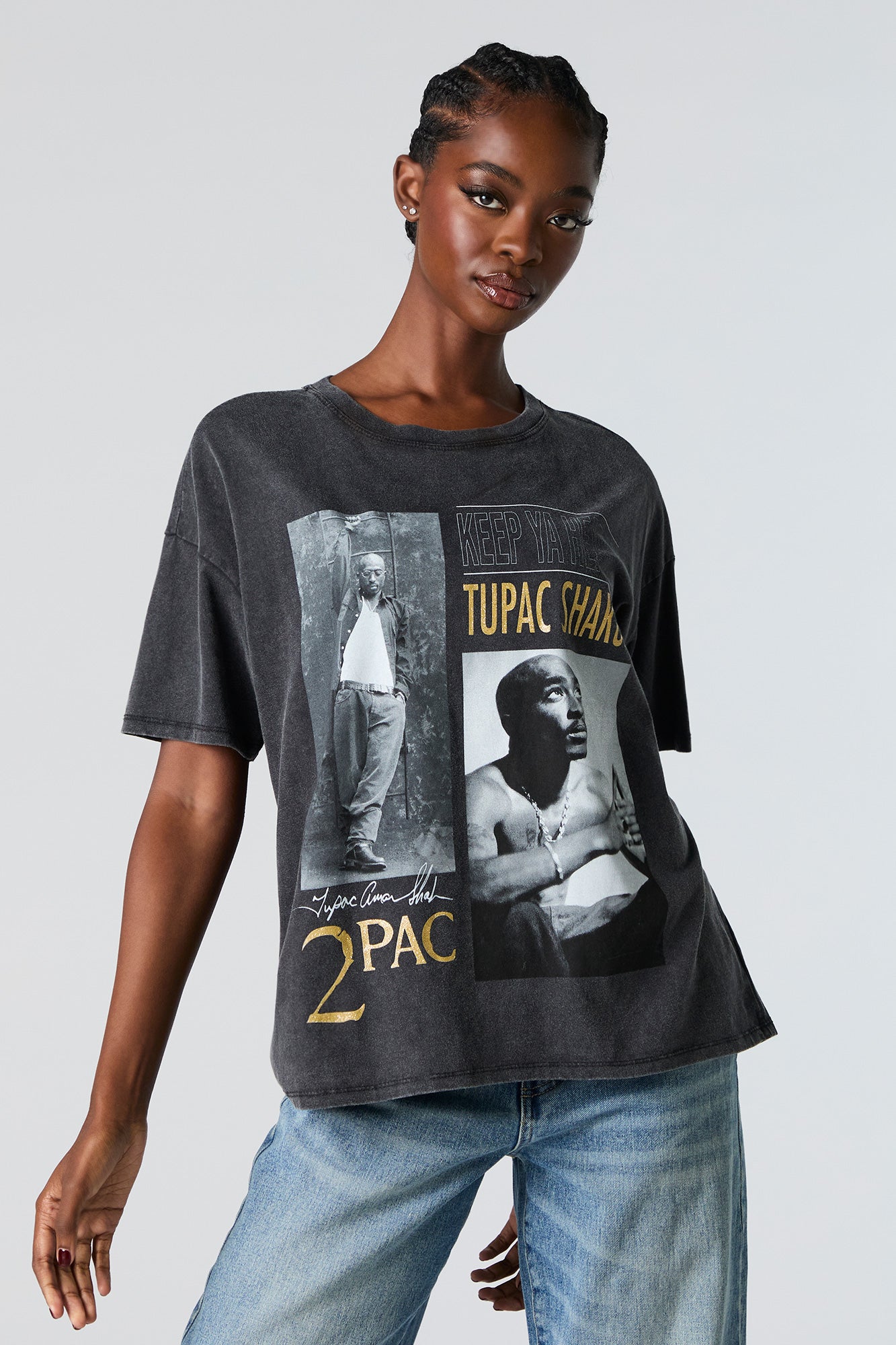 T-shirt de coupe garçonne délavé à imprimé Tupac