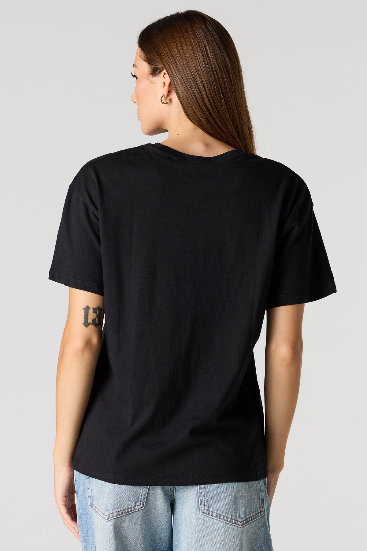 Vue alternative 2. T-shirt de coupe garçonne à imprimé Chucky