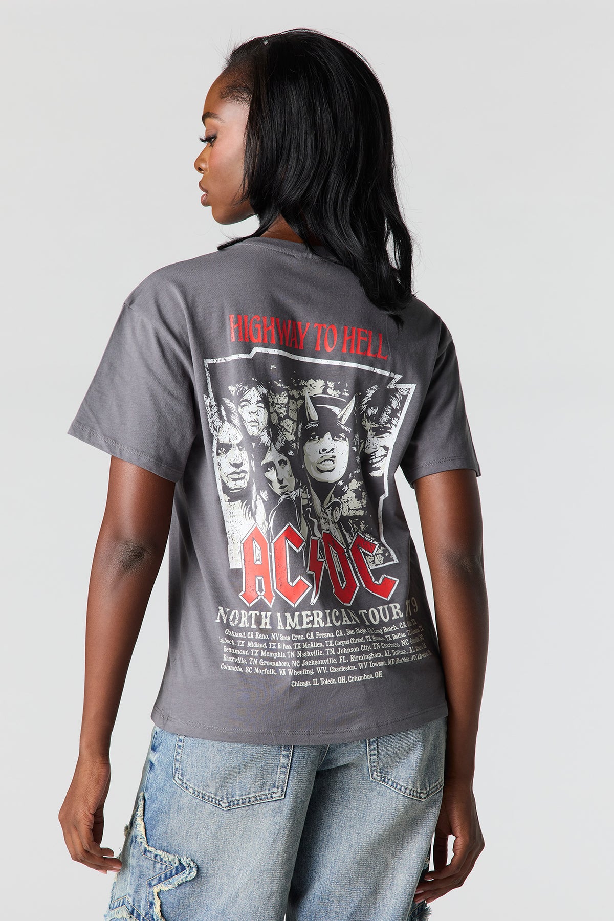 Alt View 2. AC/DC Graphic Boyfriend T-Shirt - Dark Grey